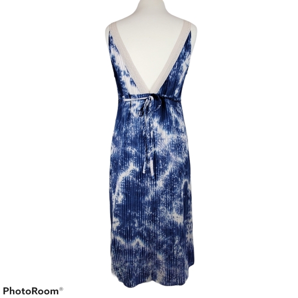 Line and Dot Fay Lace Trim Dress - Picture 3 of 7